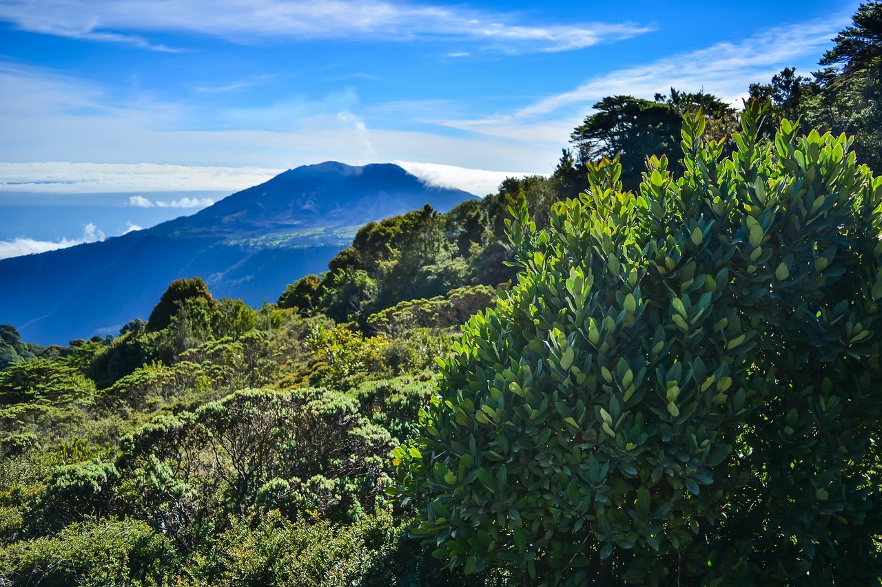 Central America destinations image featuring a Costa Rica volcano