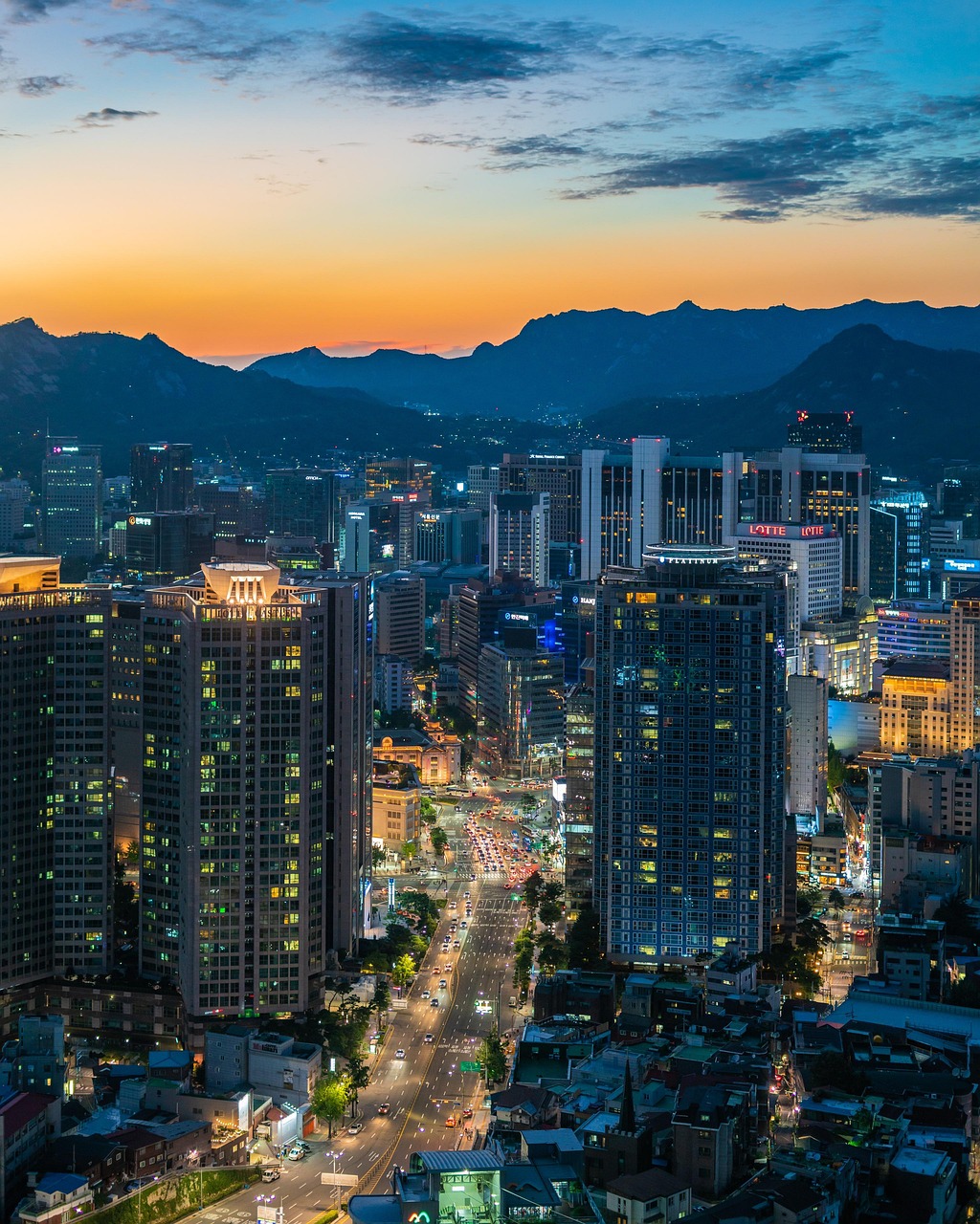 Seoul skyline at dusk