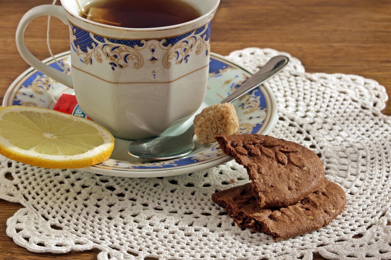 Wales: tea-and-cake calm, coastal rhythm, and day-to-day pacing