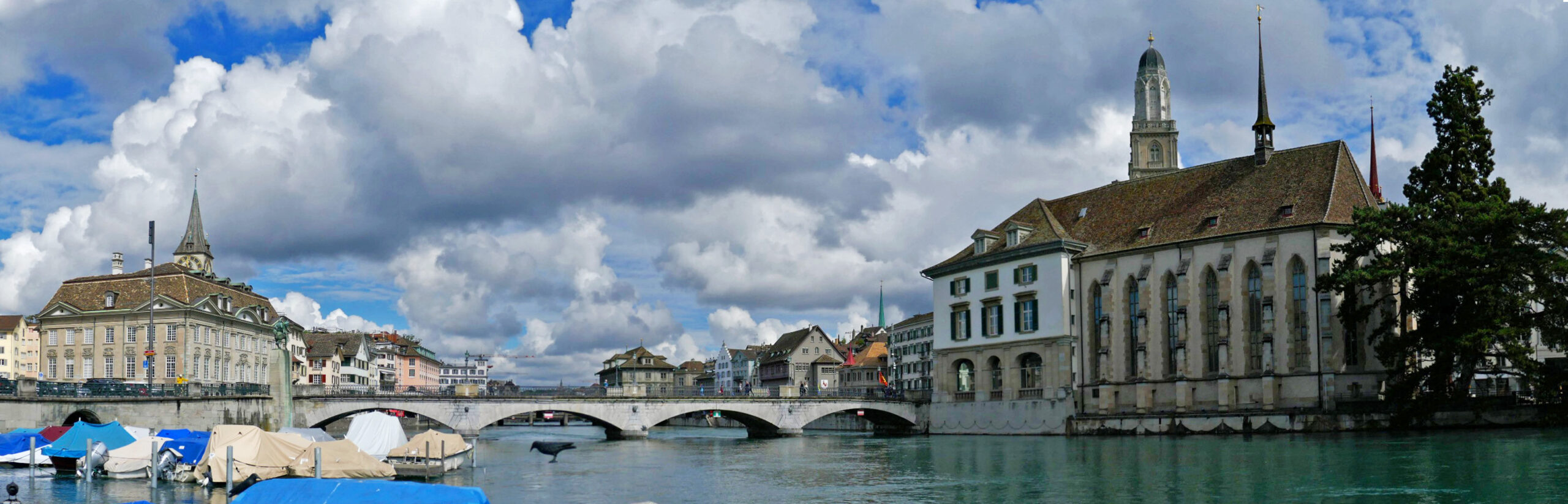 Zürich Old Town and Limmat River from Münsterbrücke